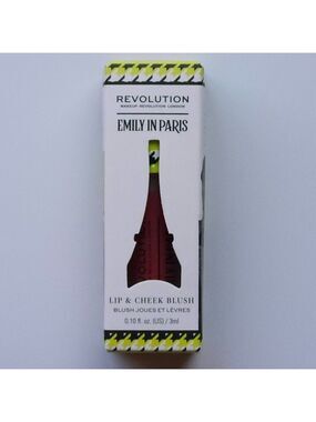 Makeup Revolution Emily in Paris Multi-use Lip & Cheek Blush Paris Fantasy Rouge